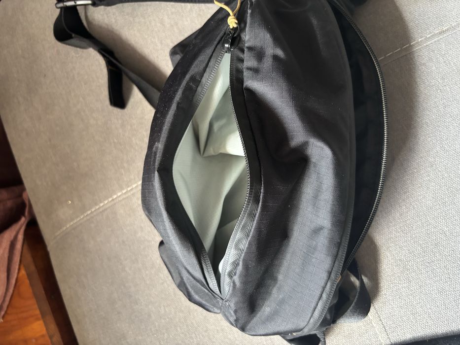 Nerka peak design outdoor sling 4l.