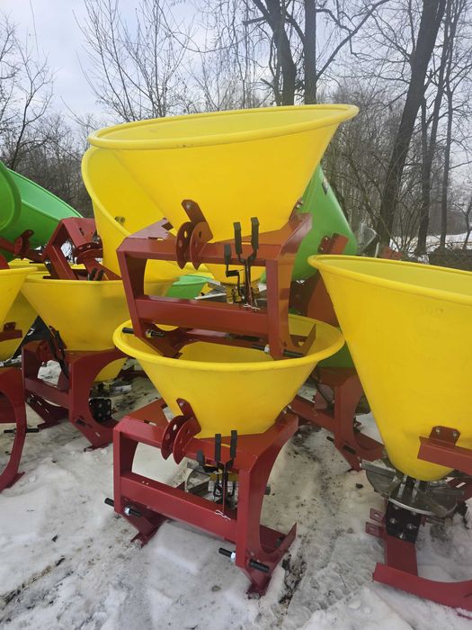 Rozsiewacz do nawozów lejek 200-500l Demarol/Strumyk gwarancja dostawa