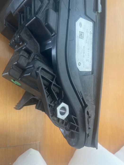 Ótica esquerda BMW iX l20