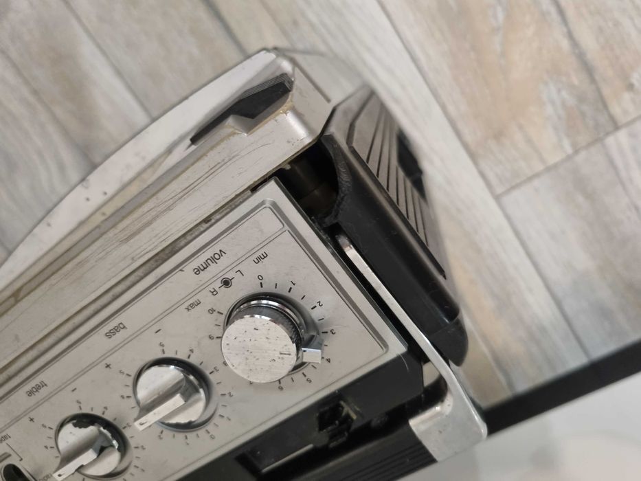 radiomagnetofon SHARP GF-8585