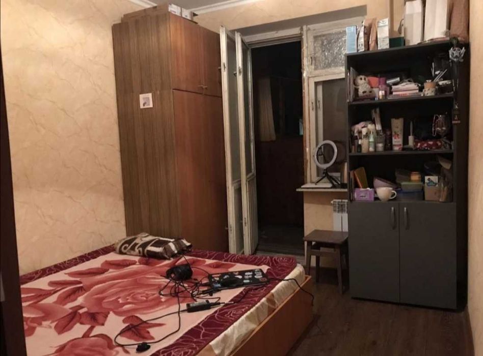 метро Черниговская - пешком Хозяева