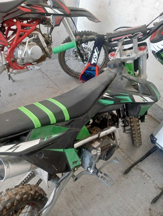 Moto pitbike 125