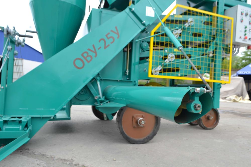 Очисник вороху  ОВС-25У зциклоном і збільшеним вивантаженням ОВС-25.