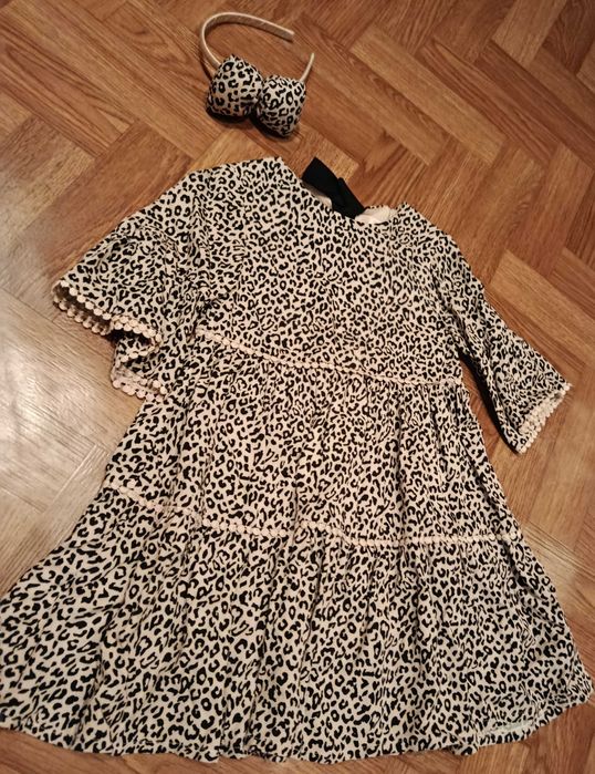 Продам сукню для дівчинки