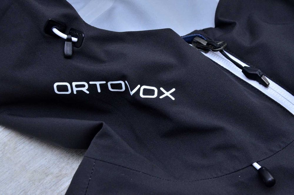 Куртка жіноча Ortovox Corvara Outdoor. Розмір М