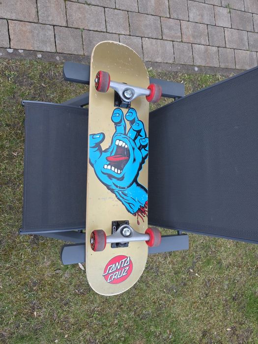 Sprzedam deskorolkę Santa Cruz