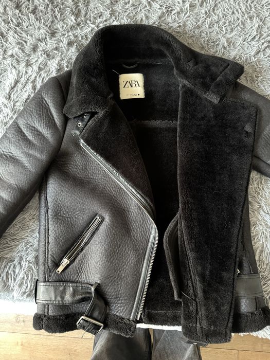 Дублянка від zara. усередині еко-хутро