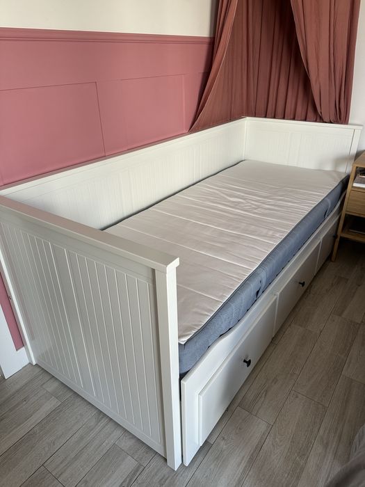 Łóżko IKEA HEMNES + materac