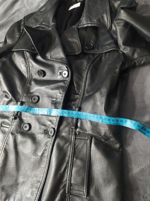 Шкіряна куртка розмір s