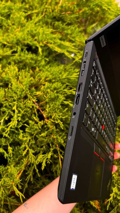 Lenovo ThinkPad T490 i5-8365U 8ГБ DDR4 SSD 256ГБ 14" IPS FHD сенсорний