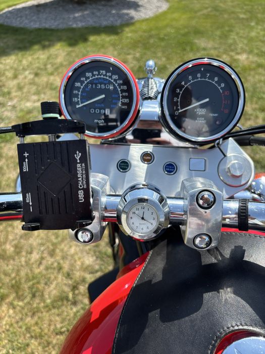 Honda Magna 750 - pieknie utrzymany klasyk