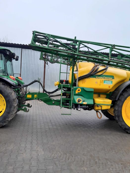 Sprzedam opryskiwacz John Deere 732