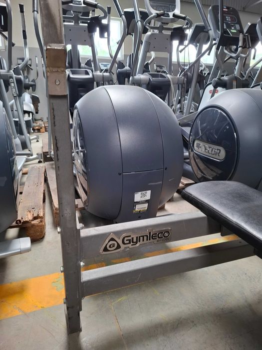 Ławka płaska pod sztangę Gymleco w stanie "as is"