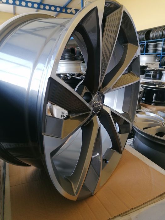 Felgi aluminiowe Audi 20 cali antracyt