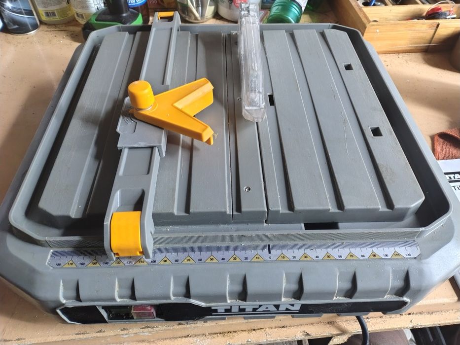 Przecinarka do glazury Titan TTB903TCH 500W