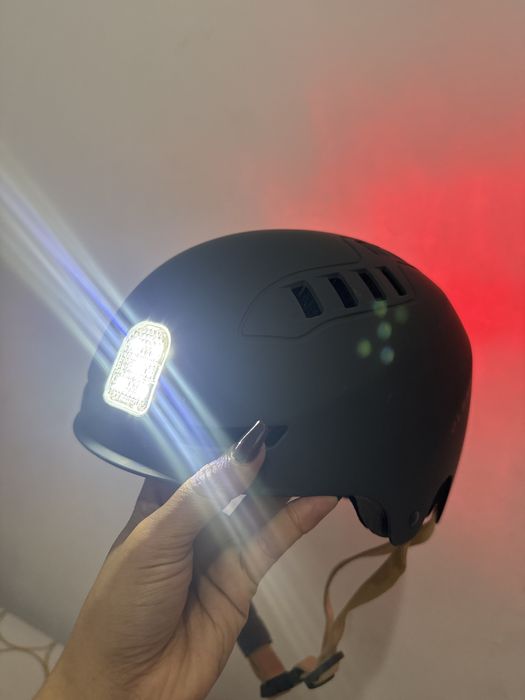 Capacete de bicicleta/ trotinete…