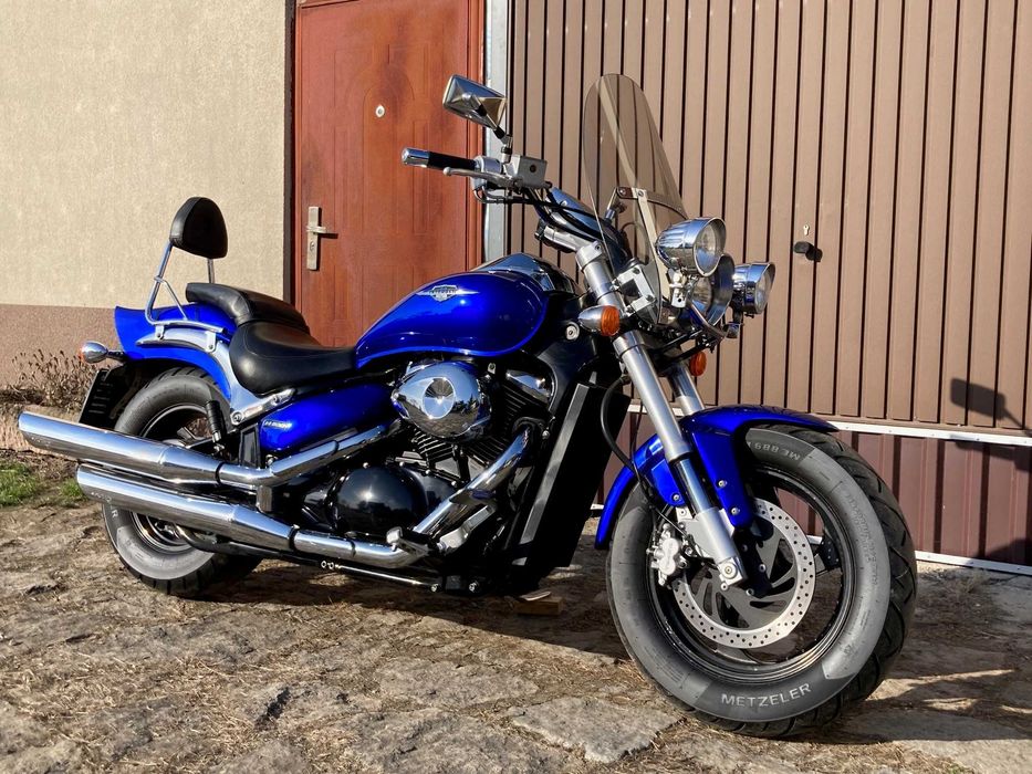 Suzuki Intruder 800