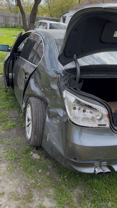 Продам автомобіль BMW 525 XI
