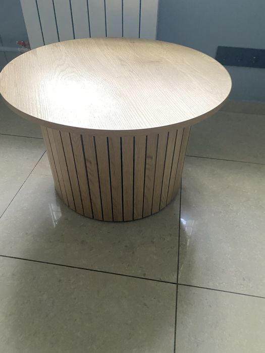 Стол в идеальном состоянии