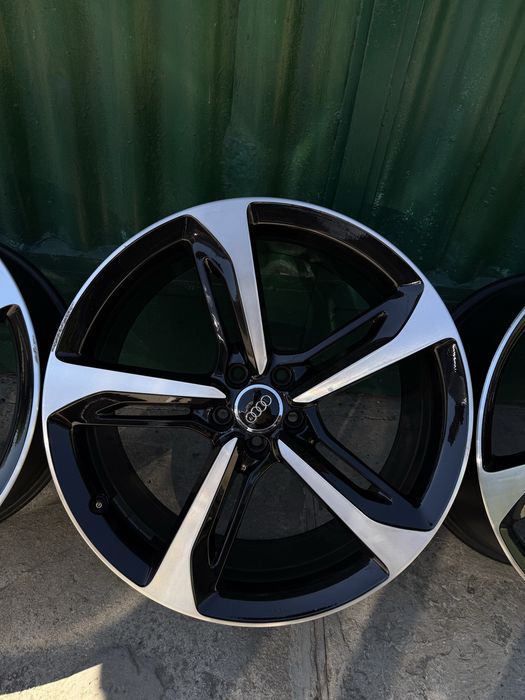 Оригінальний комплект дисків Audi R21 Blade RS q7 q8 rs7 rs6 s6 s7 a6 a7