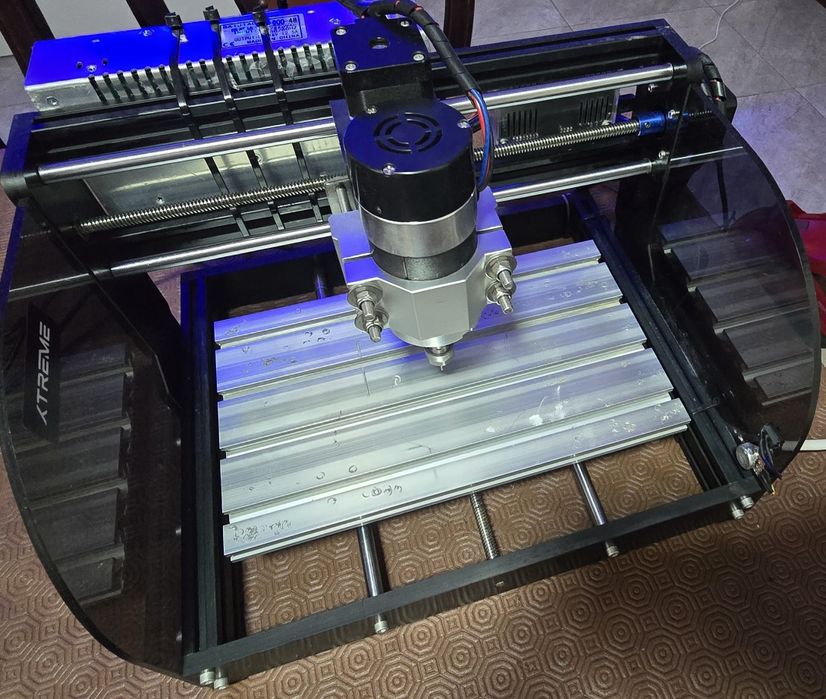 Máquina CNC modelo 3018 pro modificada.