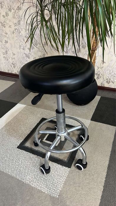 Стул для парикмахера