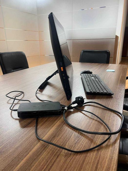 Моноблок Asus ET2220I.