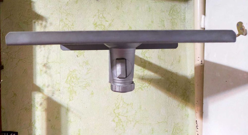 Подставка, полка для телевизора с кинескопом, проекторов