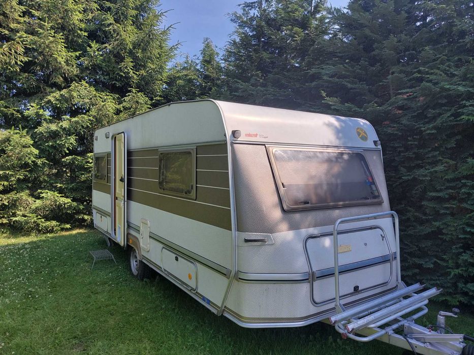 przyczepa kempingowa Eriba Hymer Nova 530 +namiot