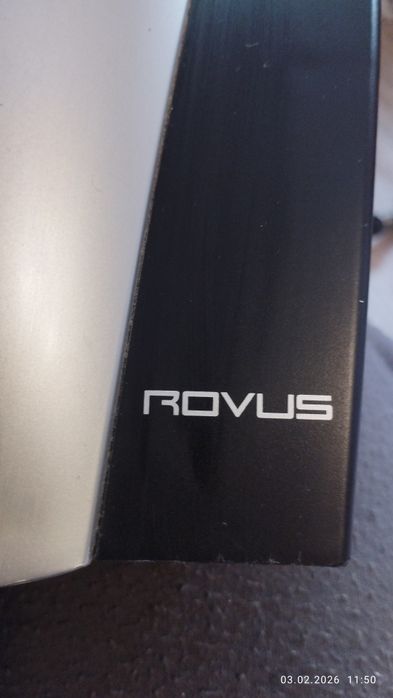 Це відпарювач для одягу Rovus Garment Steamer, модель EK-6005.