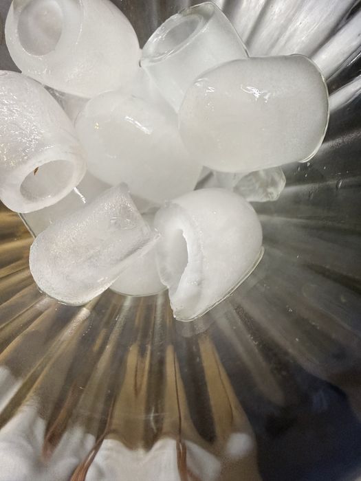 Kostkarka Yoer domowa maszyna do robienia kostek lodu