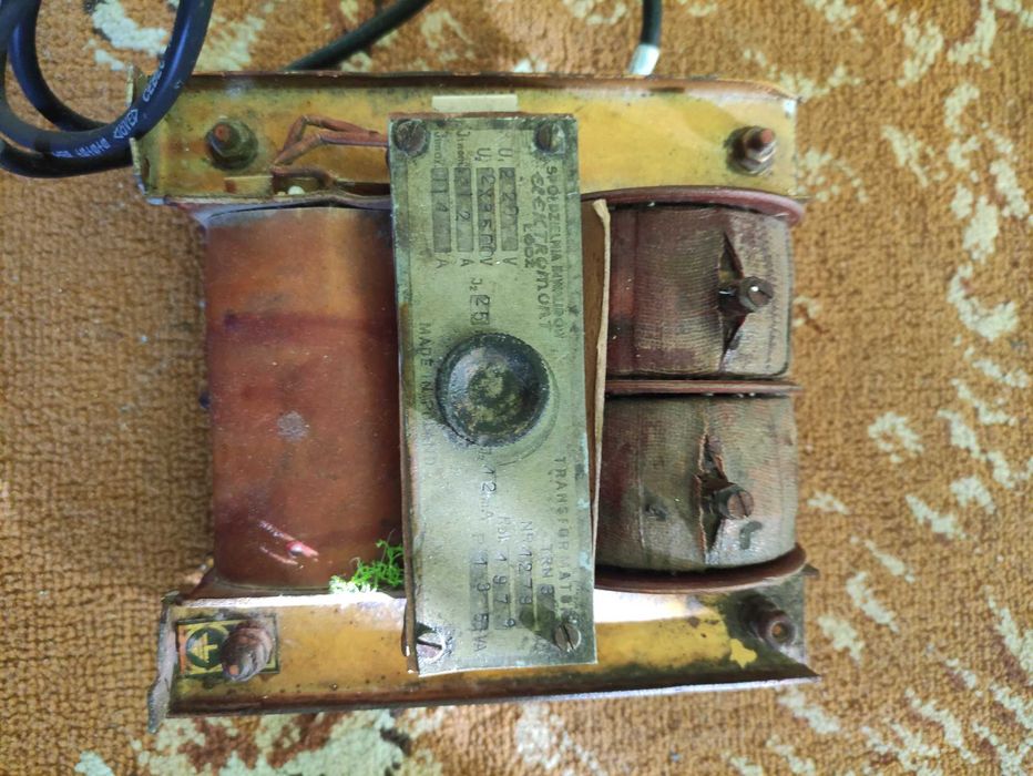 Transformator wysokonapięciowy 3500V
