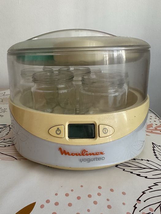 Йогуртниця Moulinex
