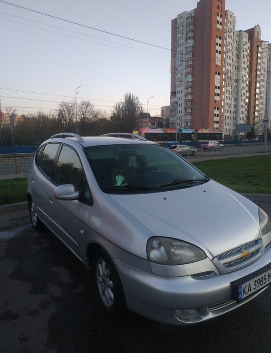 Продам Шевроле Такума