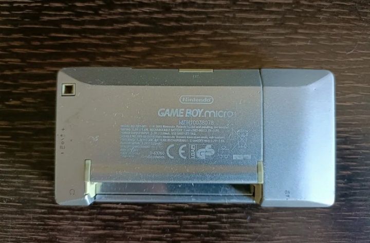 Consola Game Boy Micro