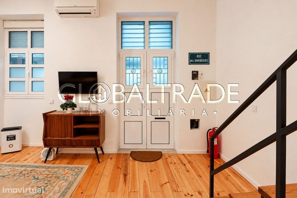 Moradia T2 Renovada & Equipada no Porto
