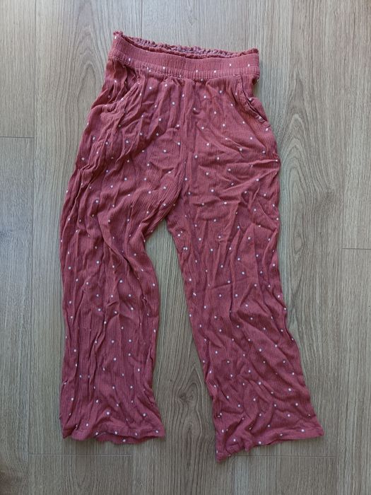 Luźne spodnie z szeroką nogawką