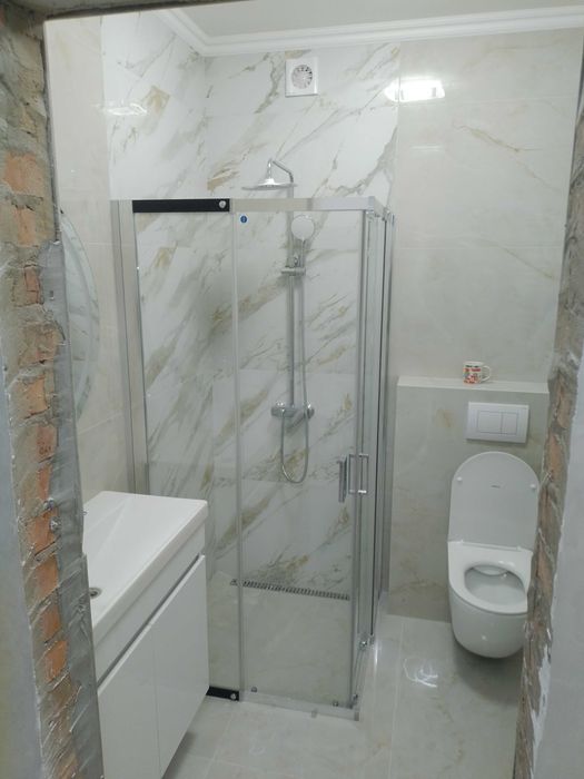 Ремонтні роботи, малярні роботи, вкладання плитки.