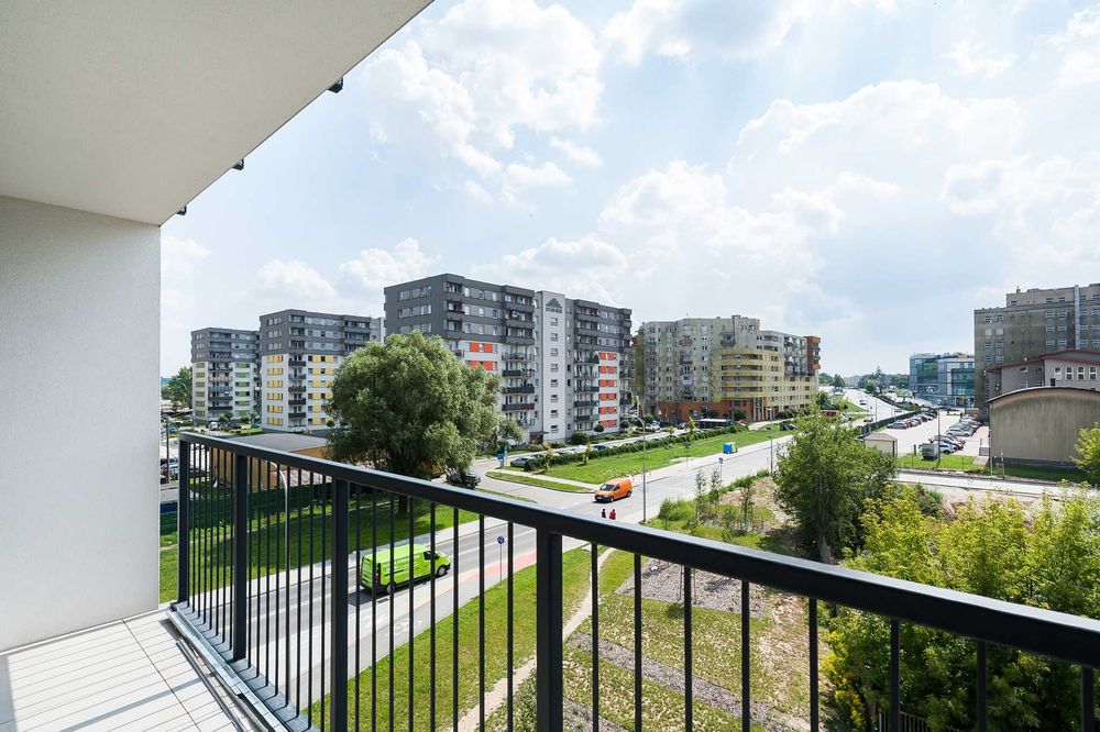 Nowe Budownictwo, zadbane z balkonem Mistrzejowice ul. Powstańców