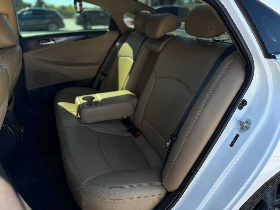 Hyundai Sonata 2013