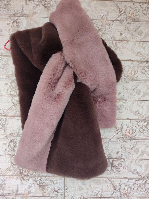 Комір/накидка/шарф із штучного хутра бренду JOHN LEWIS