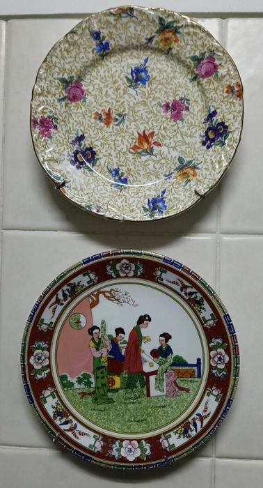Coleção de 8 pratos de loiça de Macau e um de vista alegre