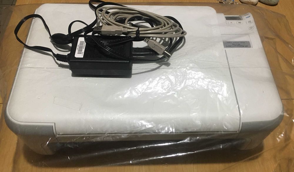 HP Photosmart C4472 Printer + Copier + Scanner64739403285378120