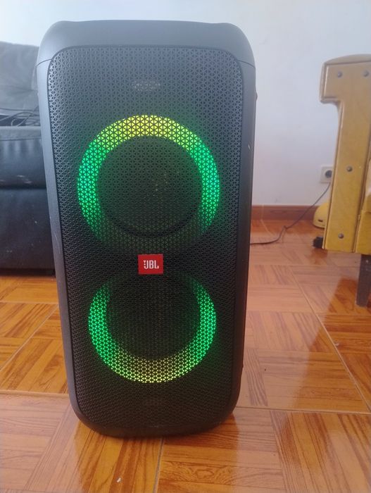 JBL PartyBox 100 – Coluna Bluetooth Potente
Preço: 200 €