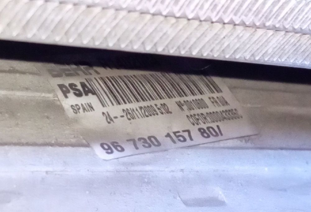 Radiador do intercooler PEUGEOT 5008 I (0U_, 0E_)