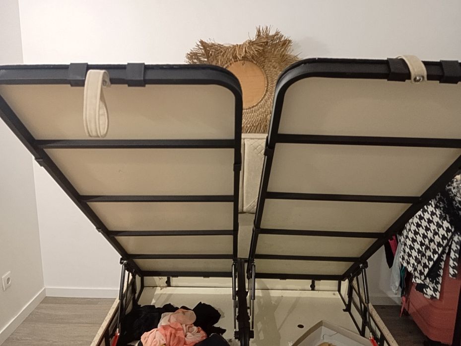 Cama box com gavetas de arrumação