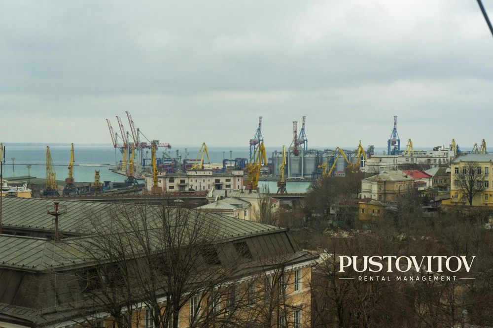 Аренда квартиры Дерибасовская/Пушкинская (3 спальни)