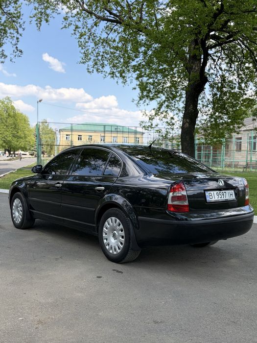 Skoda Superb 1.8