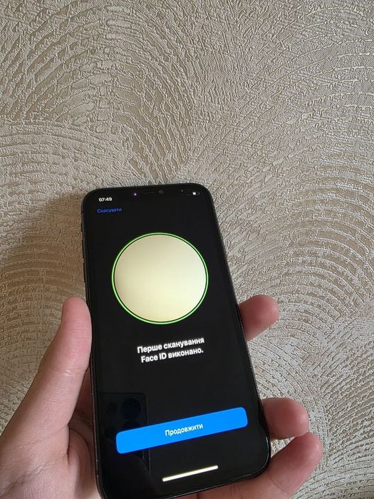 iPhone 11 (64gb)