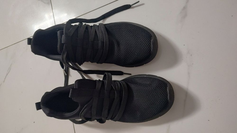 Sprzedam buty damskie rozmiar 40